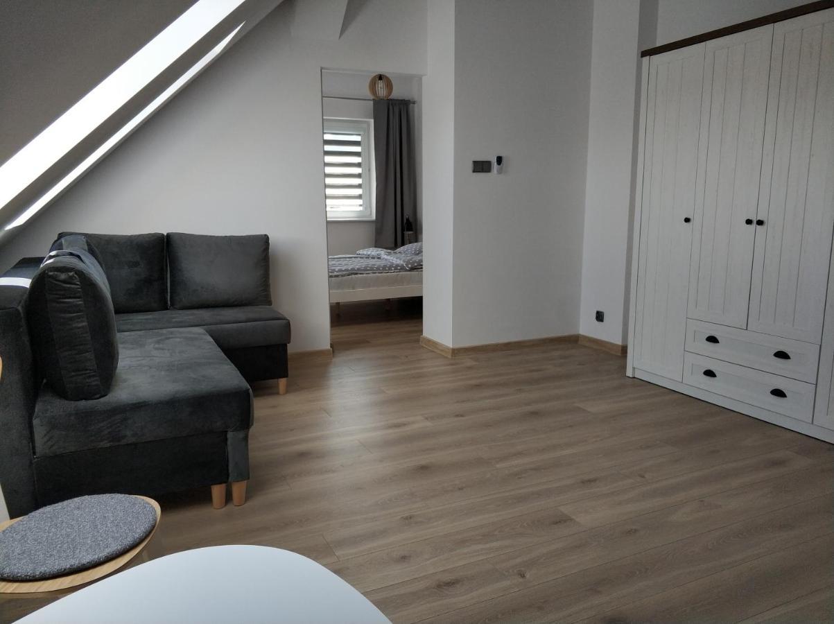 Apartamenty Gosciniec Re-Max Mrzeżyno Eksteriør bilde