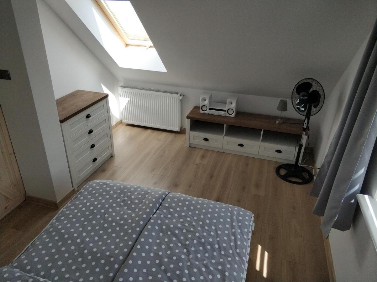 Apartamenty Gosciniec Re-Max Mrzeżyno Eksteriør bilde