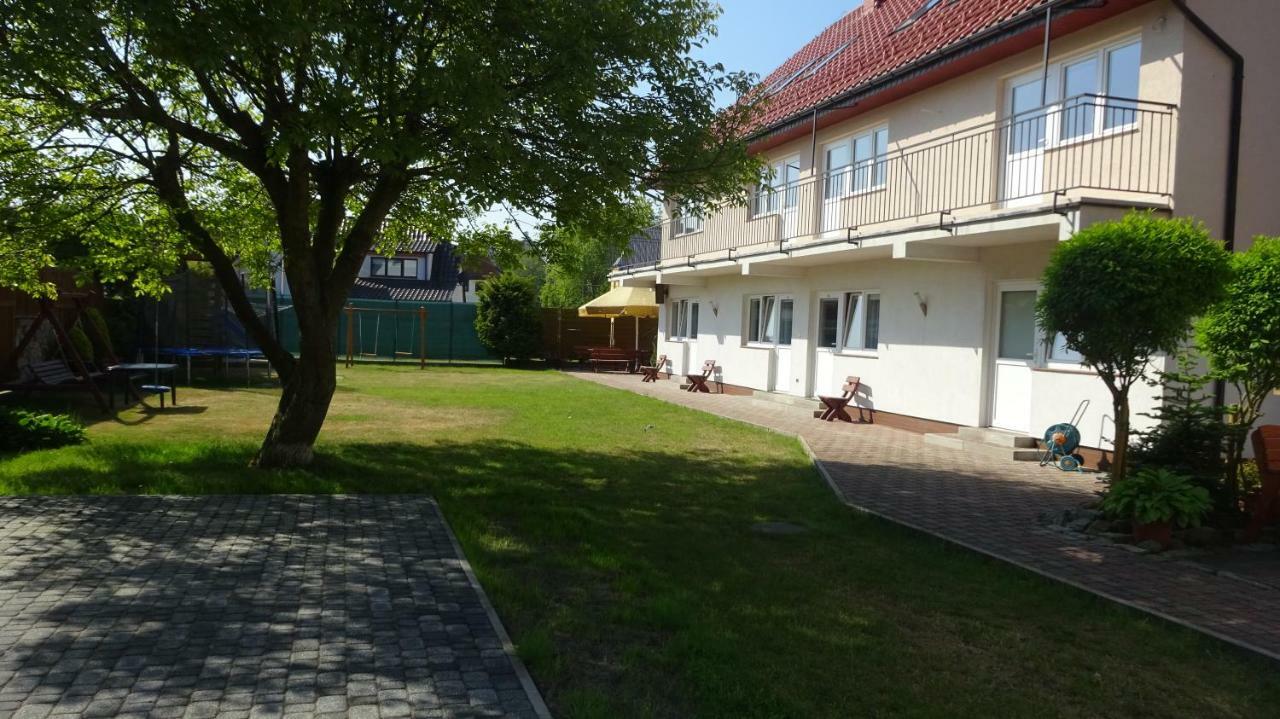 Apartamenty Gosciniec Re-Max Mrzeżyno Eksteriør bilde
