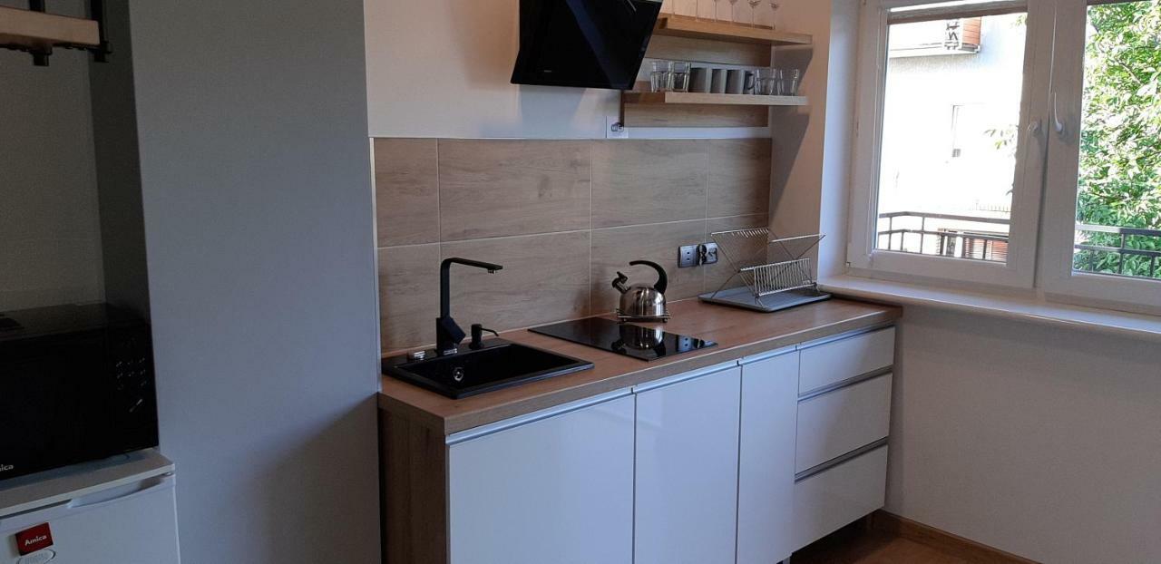 Apartamenty Gosciniec Re-Max Mrzeżyno Eksteriør bilde